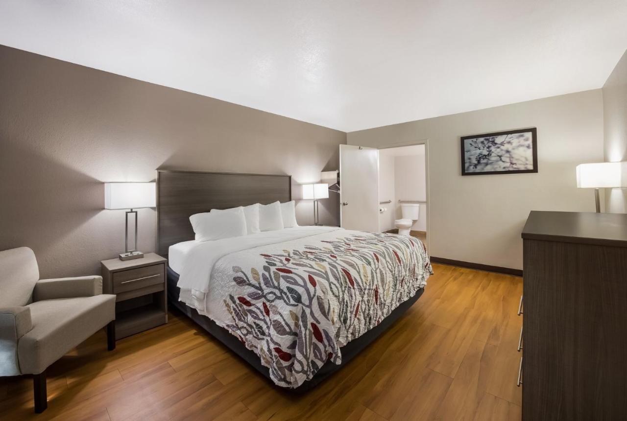 Red Roof Inn & Suites Thomasville Ngoại thất bức ảnh