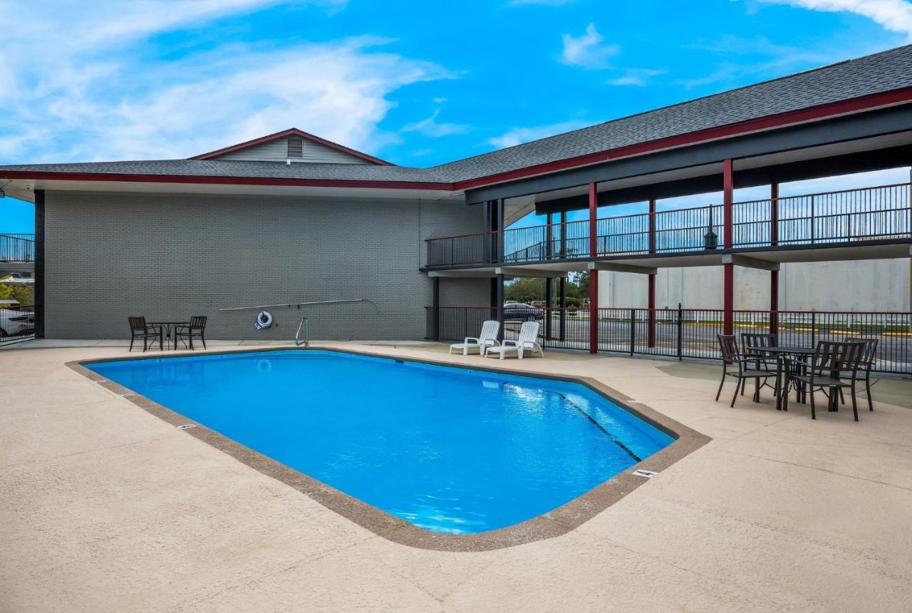 Red Roof Inn & Suites Thomasville Ngoại thất bức ảnh